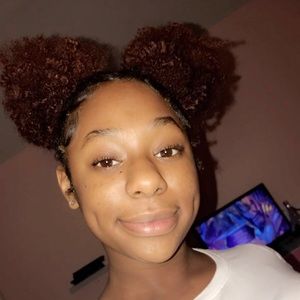 Meet your Posher, Kailah